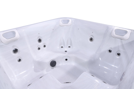 Гидромассажный спа бассейн NordicSpa Khel (Хель)